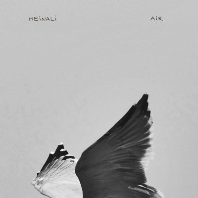 آلبوم Air موسیقی پیانو کلاسیکال آرام عمیق و تامل برانگیز از Heinali